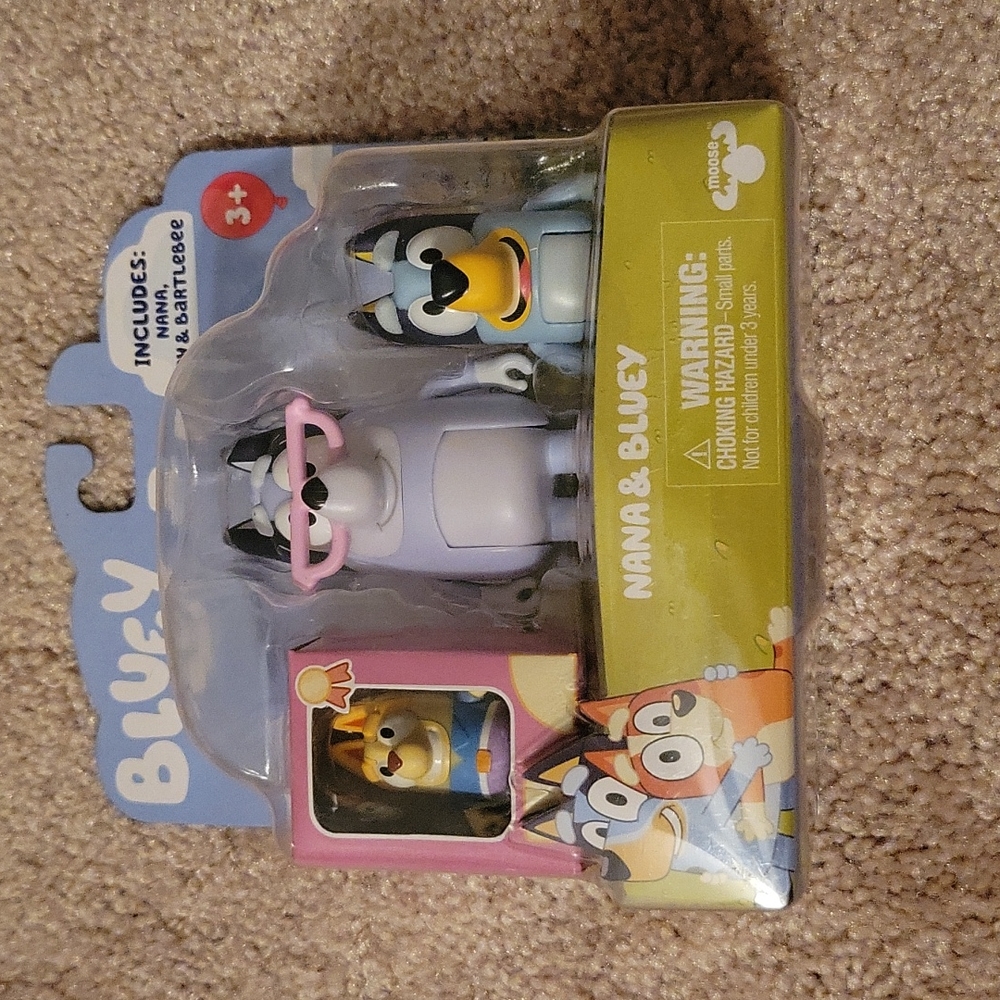 Bluey: Nana, Bluey & Bartlebee